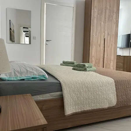 Appartement 3br 2bath 28