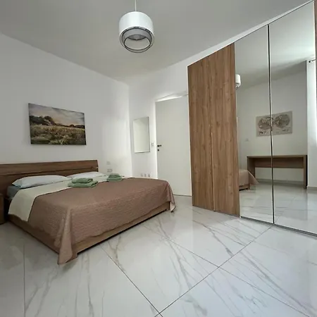 3br 2bath 28 Lägenhet Sliema