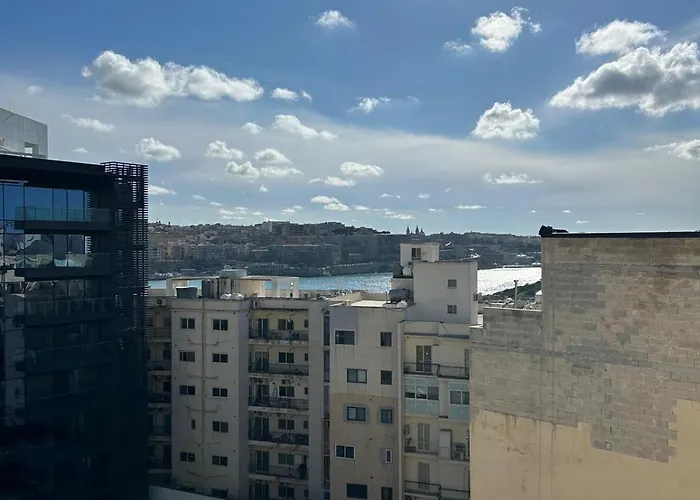 Apartament 3br 2bath 28 *