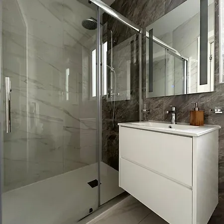 3br 2bath 28 *